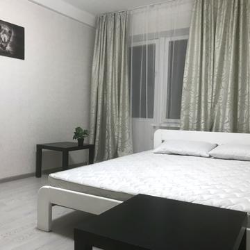 Сірожупанників вул. (Валентина Сєрова), 30