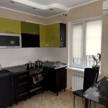 Богдана Хмельницького вул., 70