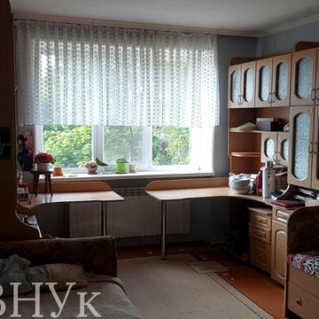 Михайла Грушевського вул., 43