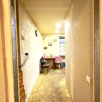 Олександра Поля просп. (Кірова), 129-Б