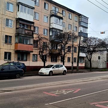 Київська вул., 2