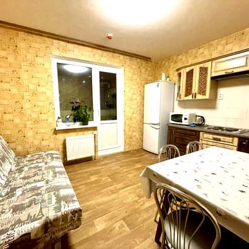 Михайла Максимовича вул. (Онуфрія Трутенка), 7-А