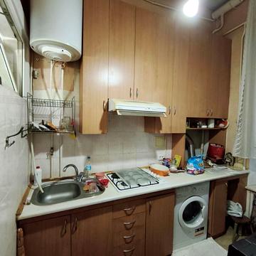 Середньофонтанська вул., 10