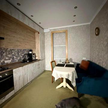 Короленка вул., 27