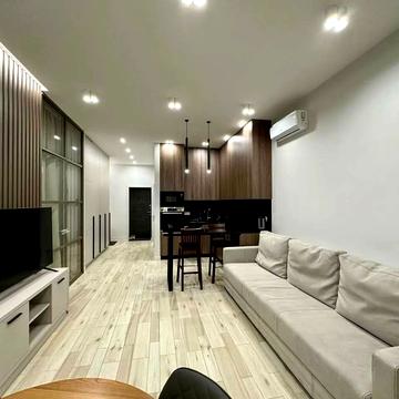 Лесі Українки бульв., 7-Б