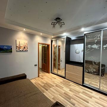 Ореста Васкула вул., 8