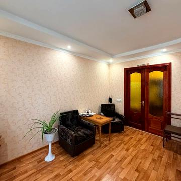 Майборського вул., 11