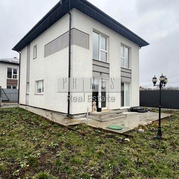 Березнева вул.