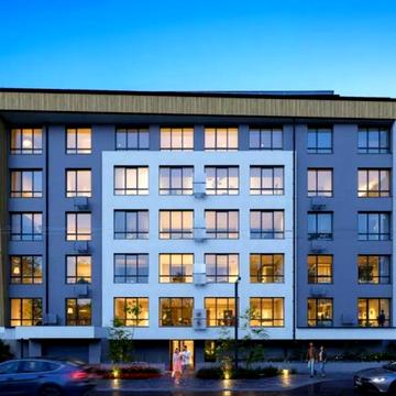 Рівна вул., 19