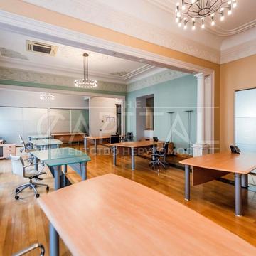 Ярославів Вал вул., 14А