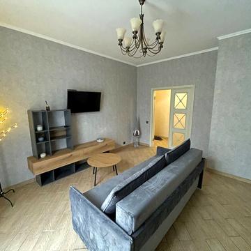 Зелена вул., 81