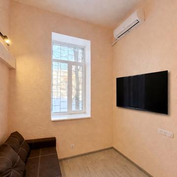 Мирослава Скорика вул. (Казакевича), 9