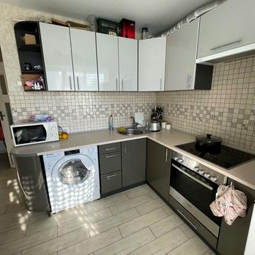 Голосіївський просп. (40-річчя Жовтня), 15-Б