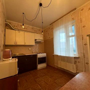 Ревуцького вул., 18-А