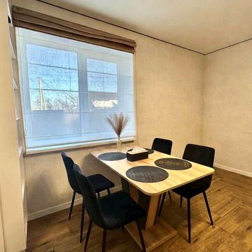 Матієнко вул., 85з