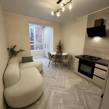 Костя Широцького вул., (Будинок)