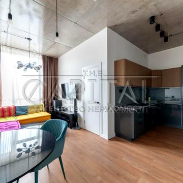 Жилянська вул., 68