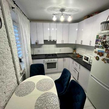 Гулака-Артемовського вул., 19