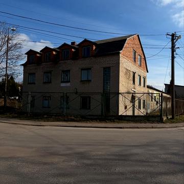 Павла Полуботка вул., 5В