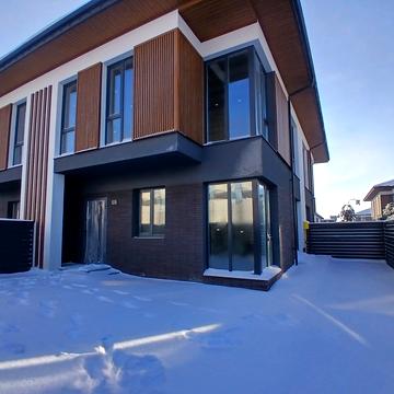 Полтавська вул.