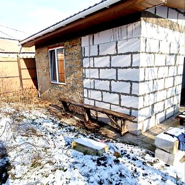 Центральна вул.