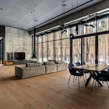 Центральна вул.