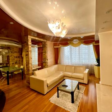 Верховинна вул., 35