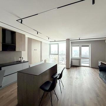 Нижньоключова вул., 14