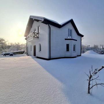 Грушевського, 25