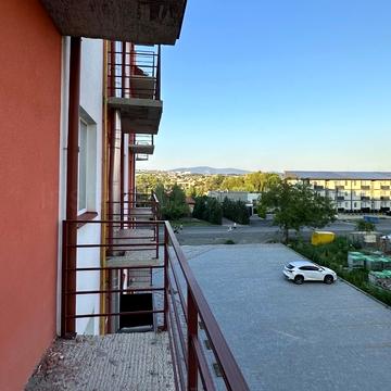 Єньківська вул., (Будинок 7)