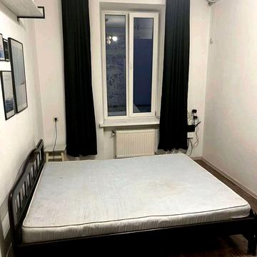 Базарна вул., 3