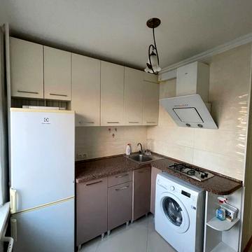 Інглезі вул. (25-ї Чапаєвської Дивізії), 18