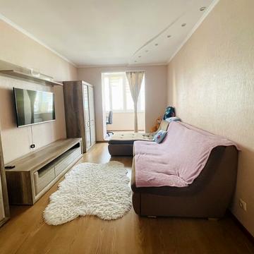 Зарічанська вул., 11л