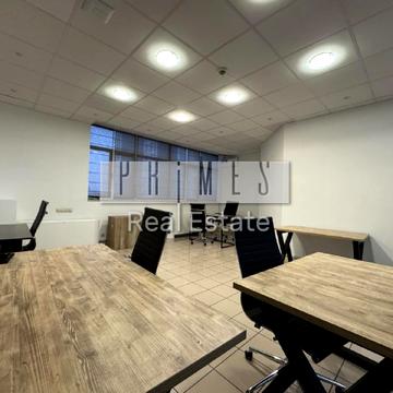 Велика Васильківська вул. (Червоноармійська), 72