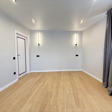 Келецька вул., 142