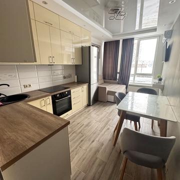 Авраама Лінкольна вул. (Димитрова), 6