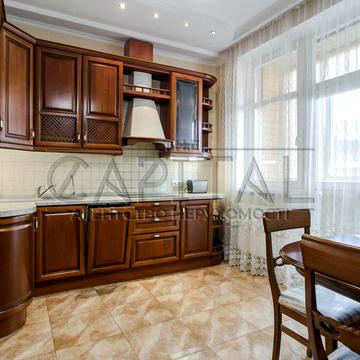 Євгена Коновальця вул. (Щорса), 32-Б