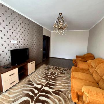 Олександра Довженка вул., 51