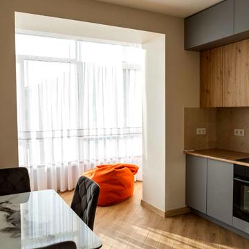 Юліана Целевича вул., 4-В