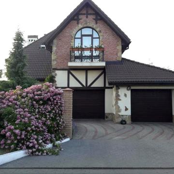 Садова вул.