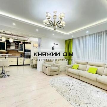 Княжий Затон вул., 21