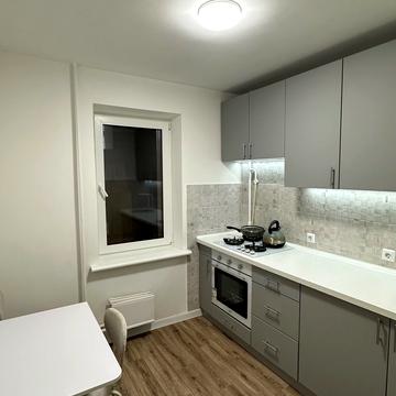 Ревуцького вул., 17