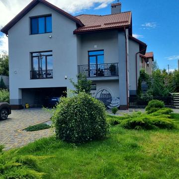 Садова вул.