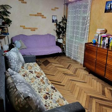 Пасічна вул., 90