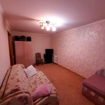 Зодчих вул., 72