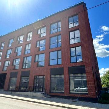 Промислова вул., 10