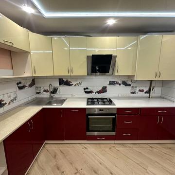 Базарна вул., 50