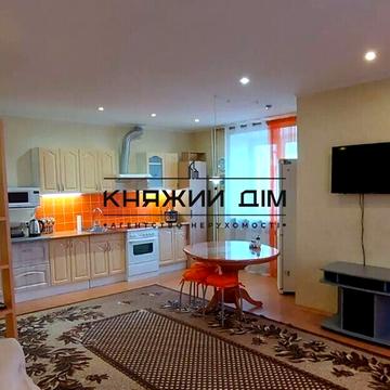 Вишняківська вул., 9