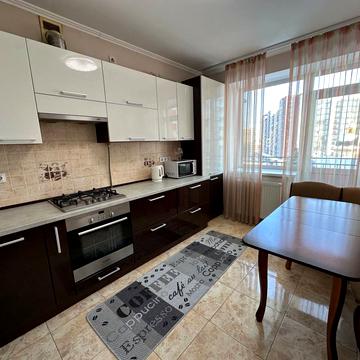 Шкільна вул., 16а