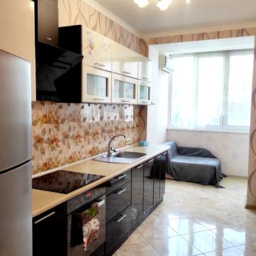 Михайла Грушевського вул., 39/3 к2